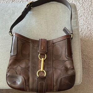 Coach Hampton Signature Handbag Style 11067